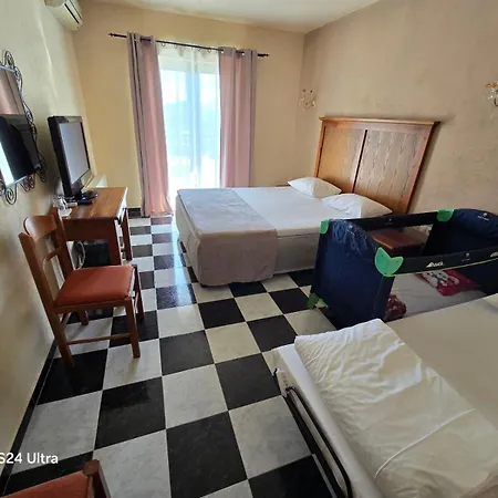 Boutique Colosseo 3* Сандански